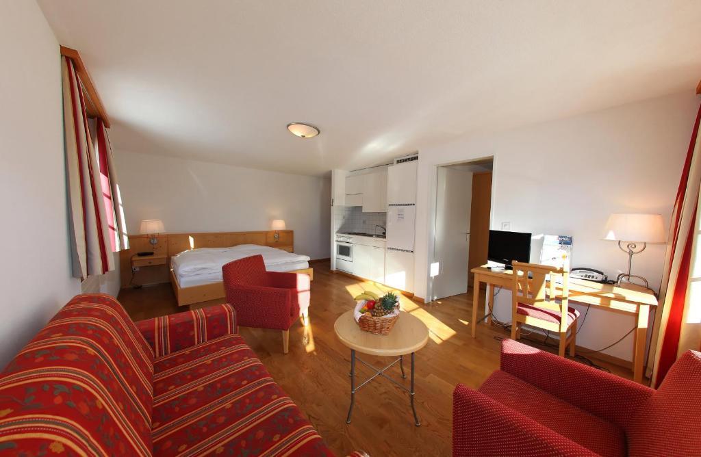 Aparthotel Muchetta Wiesen Exterior photo